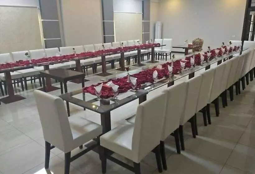 هتل Royal Mark Lodges