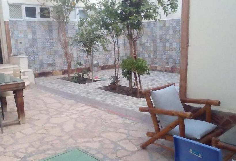 هاستل Tarbouche House Dahab