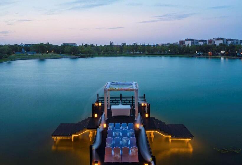 Hotel Pullman Zhouzhuang