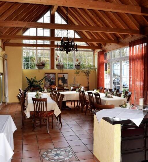 Отель Restaurant Kerzan´s