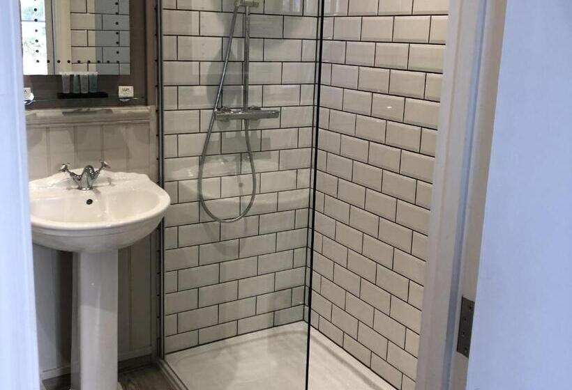 בית מלון כפרי The Cornubia Inn