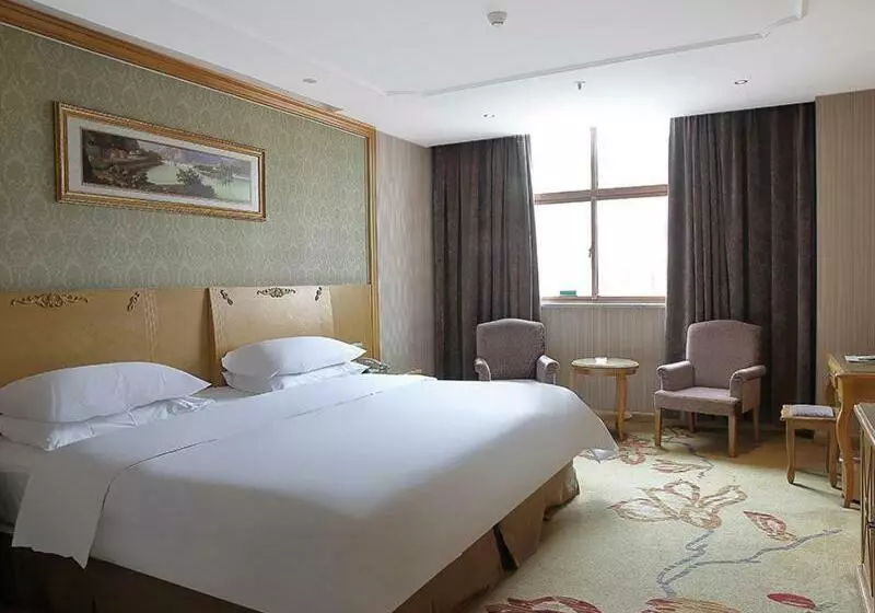 Vienna Hotel Suzhou Luokou Metro Station