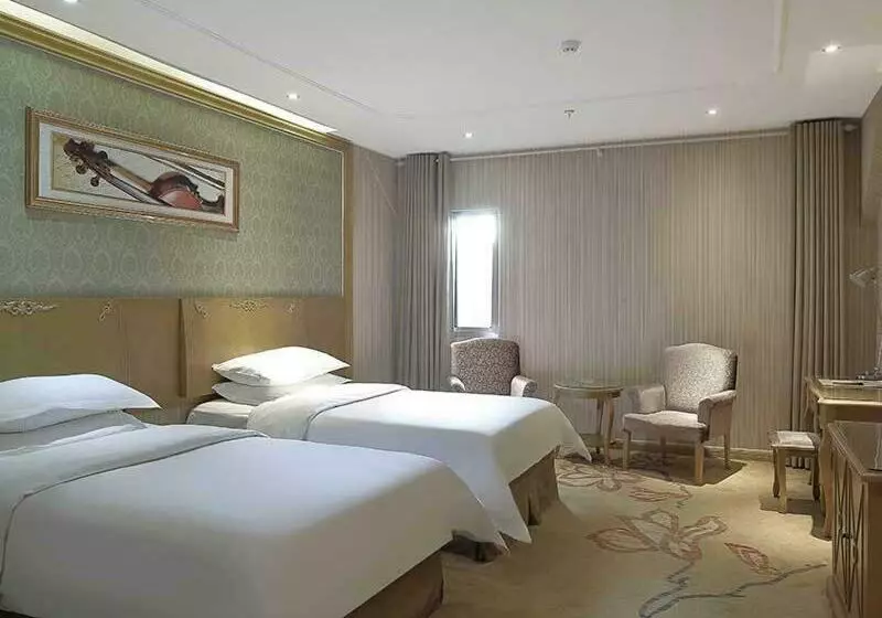 Vienna Hotel Suzhou Luokou Metro Station