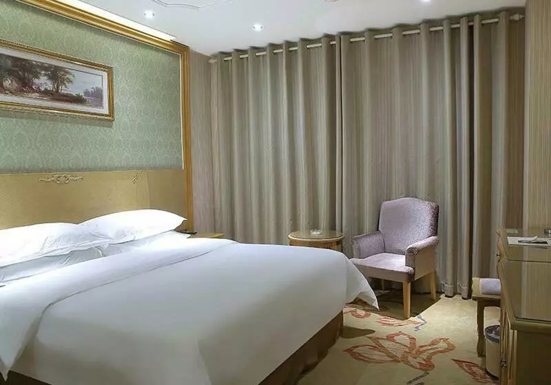 Vienna Hotel Suzhou Luokou Metro Station