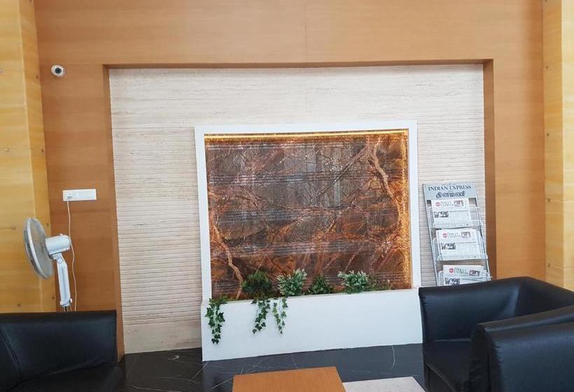 ホテル Mahis Gateway