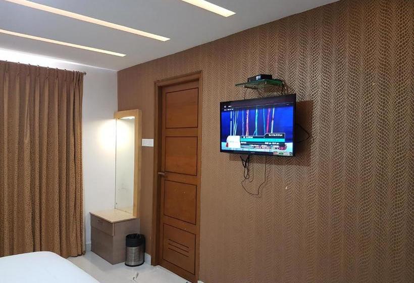 ホテル Mahis Gateway