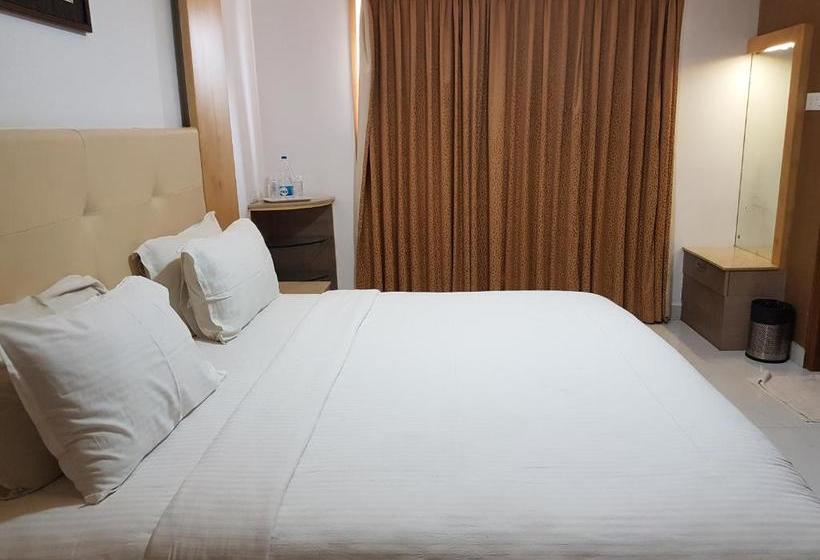 ホテル Mahis Gateway