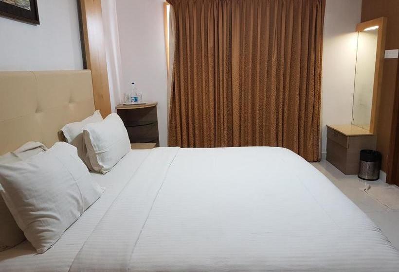 ホテル Mahis Gateway