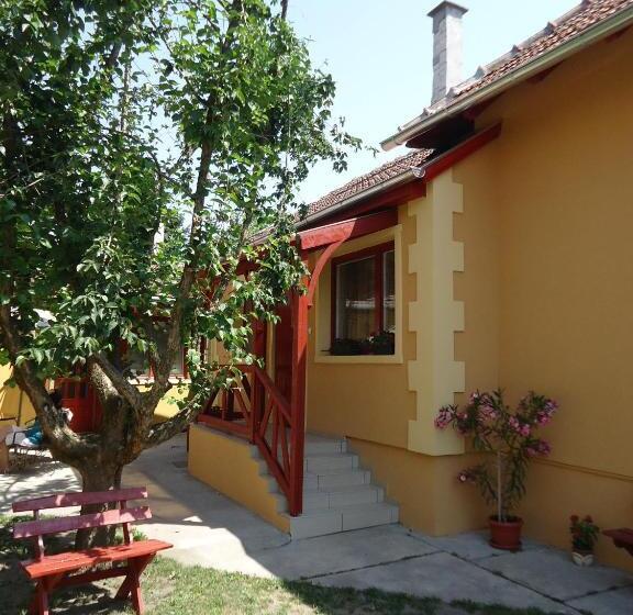 تختخواب و صبحانه Prenoćište Vila Stara Breza