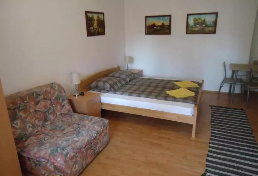 تختخواب و صبحانه Prenoćište Vila Stara Breza