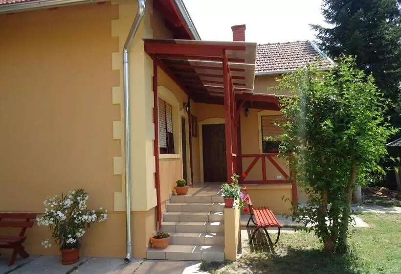 تختخواب و صبحانه Prenoćište Vila Stara Breza