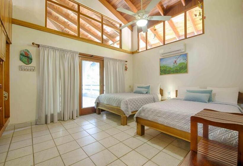 Casa Sueca Hotel At The Beach