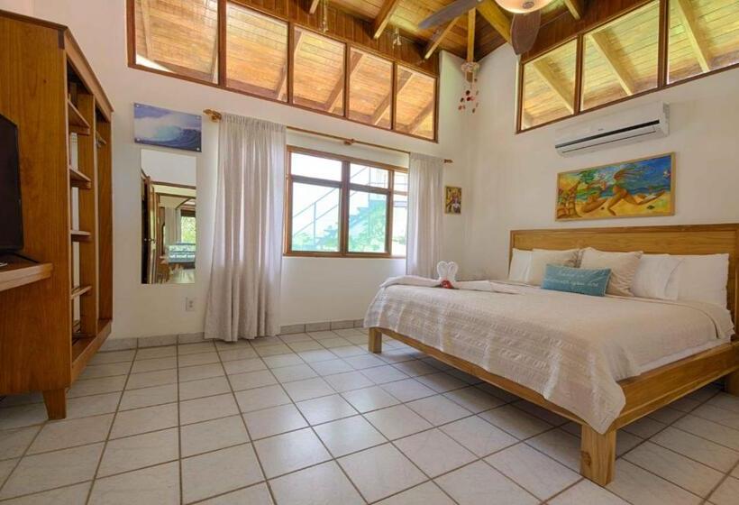 Casa Sueca Hotel At The Beach