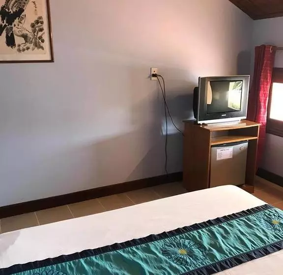 Hoa Binh Hostel