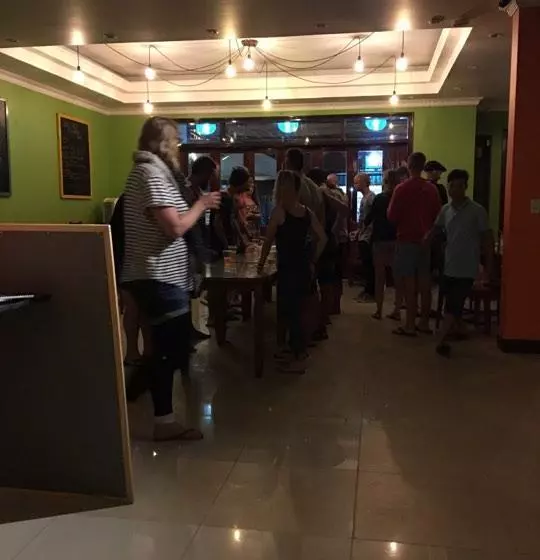 Hoa Binh Hostel