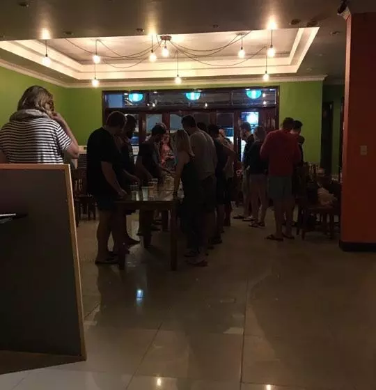 Hoa Binh Hostel
