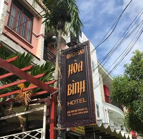 Hoa Binh Hostel