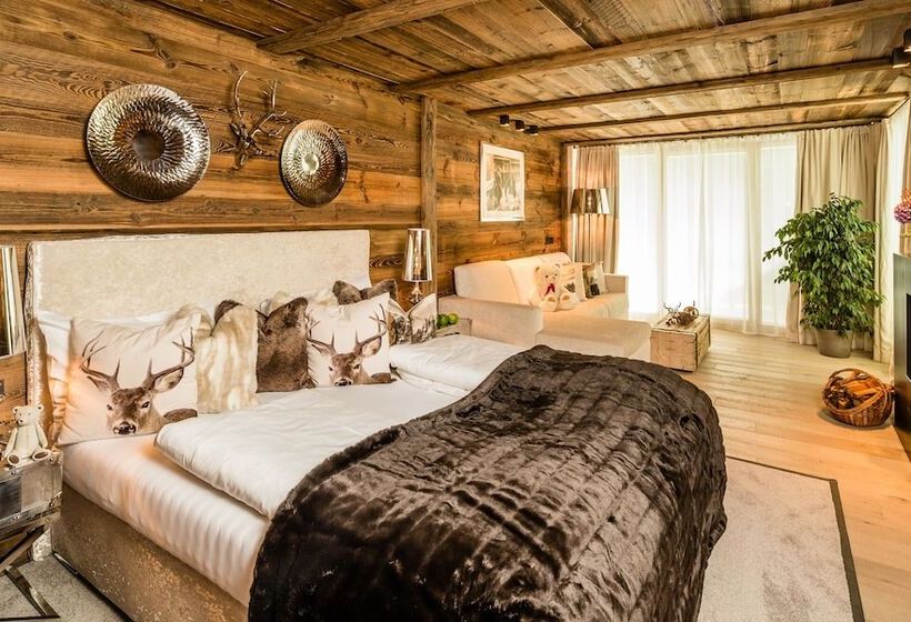 酒店 Alpin Boutique Villa Gabriela   Adults Only