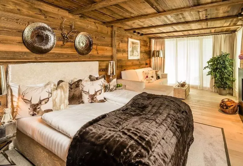 هتل Alpin Boutique Villa Gabriela   Adults Only