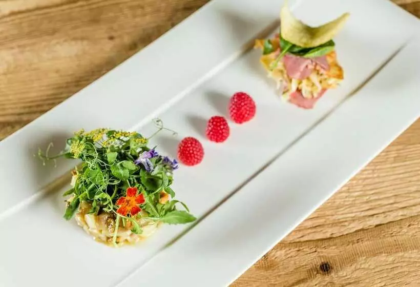 هتل Alpin Boutique Villa Gabriela   Adults Only