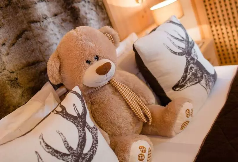 هتل Alpin Boutique Villa Gabriela   Adults Only