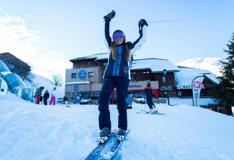 هتل Hôtel Club Les Carrettes