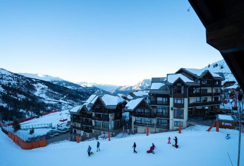 هتل Hôtel Club Les Carrettes