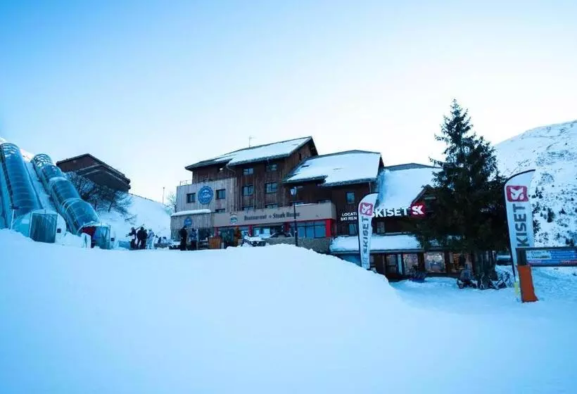 هتل Hôtel Club Les Carrettes