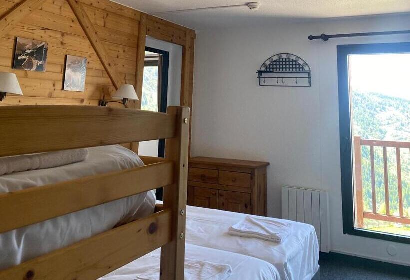 هتل Hôtel Club Les Carrettes