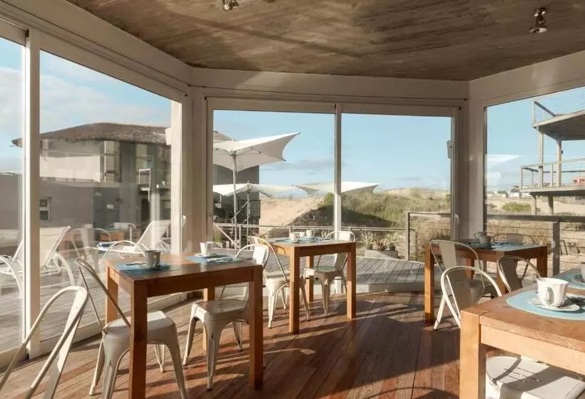 Maradentro Apart Hotel & Suites