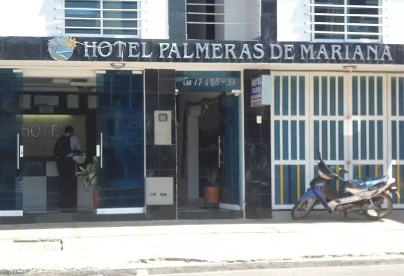 ホテル Palmeras De Mariana