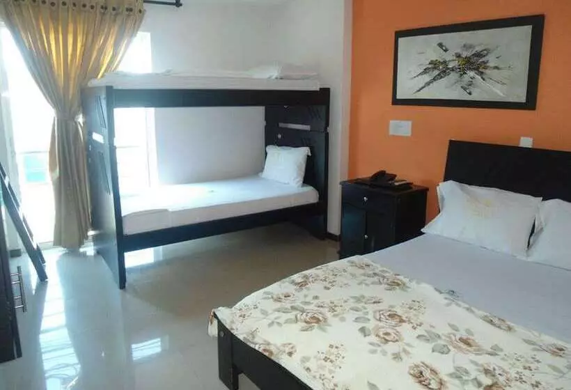 ホテル Palmeras De Mariana