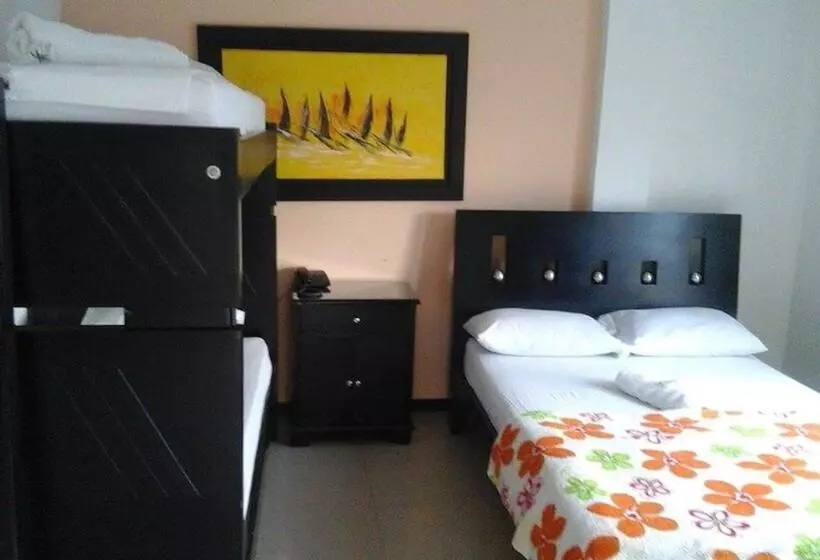 ホテル Palmeras De Mariana