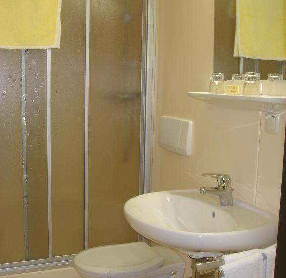 فندق Schmittental Pension Self Check In