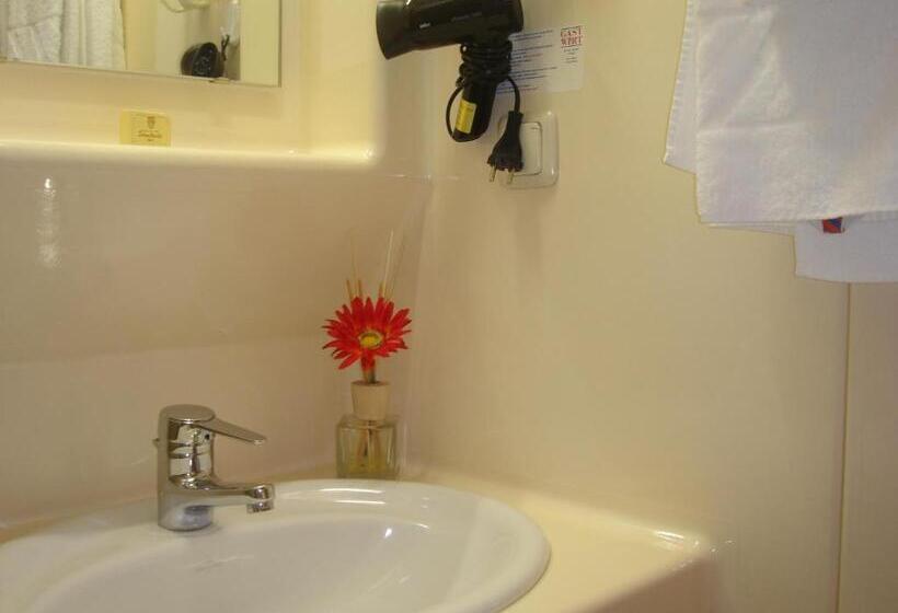 فندق Schmittental Pension Self Check In