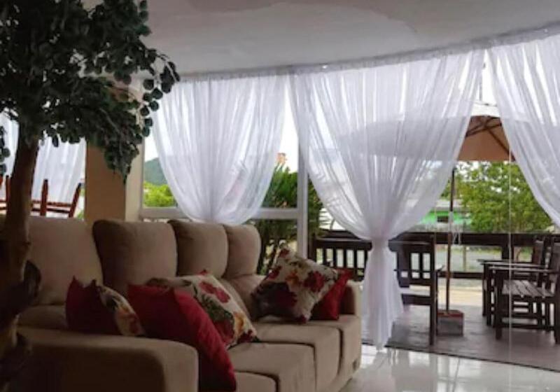 فندق Pousada Recanto Do Cowboy