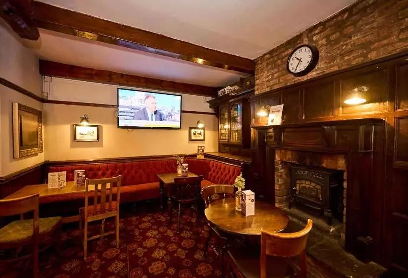 ホテル Red Lion, Wigan By Marston's Inns