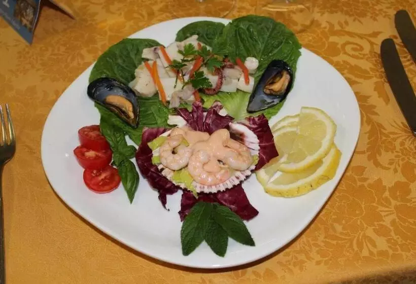 هتل Ristorante L'avvenire
