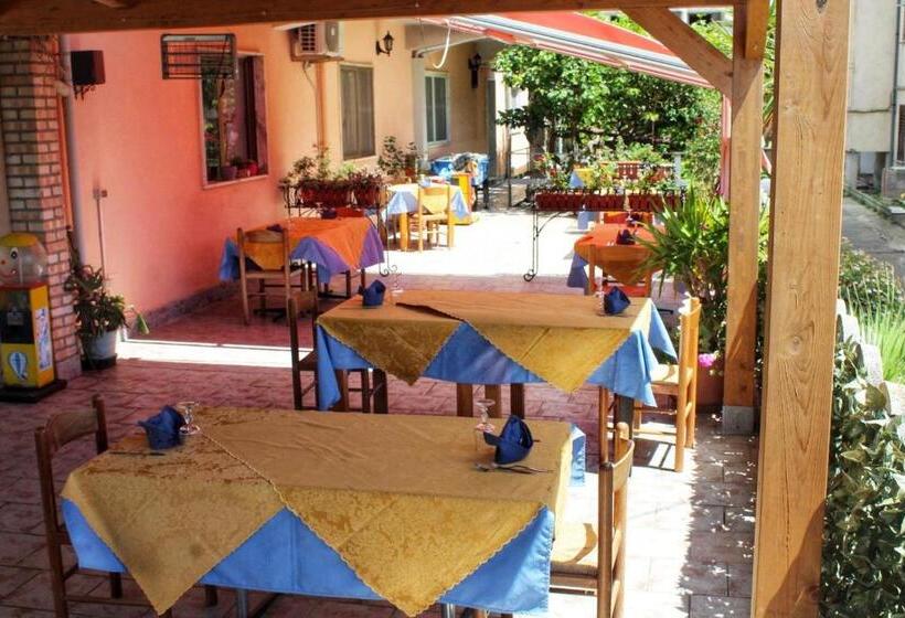 בית מלון כפרי Ristorante L'avvenire