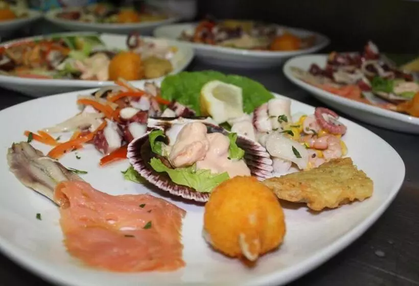 هتل Ristorante L'avvenire