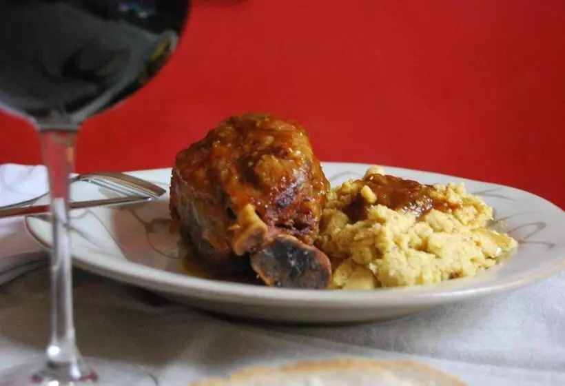 Hotelli Villa Ruggero Wine