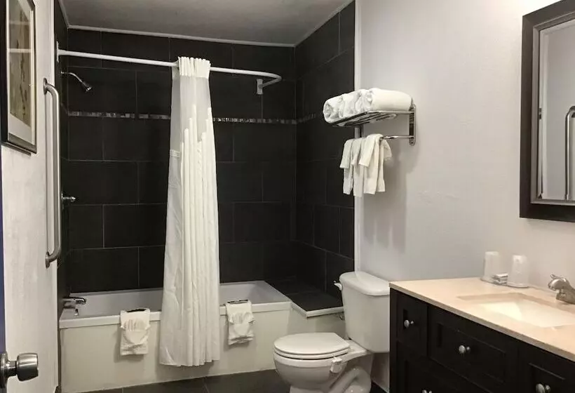 Motelli Budget Inn & Suites