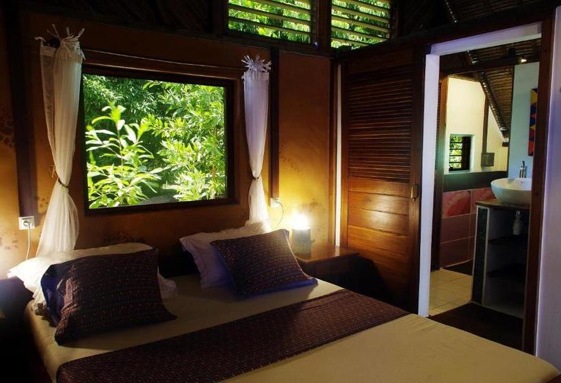 استراحتگاه Samaria Lodge