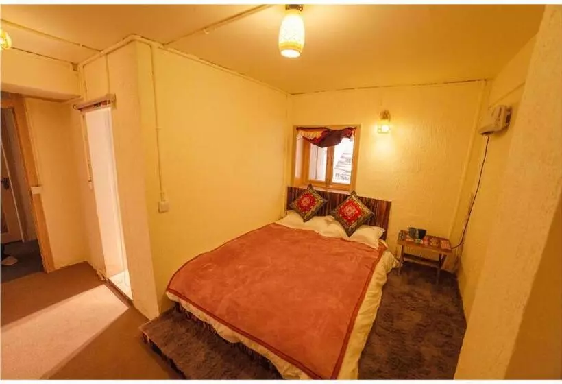 Yi's Hostel