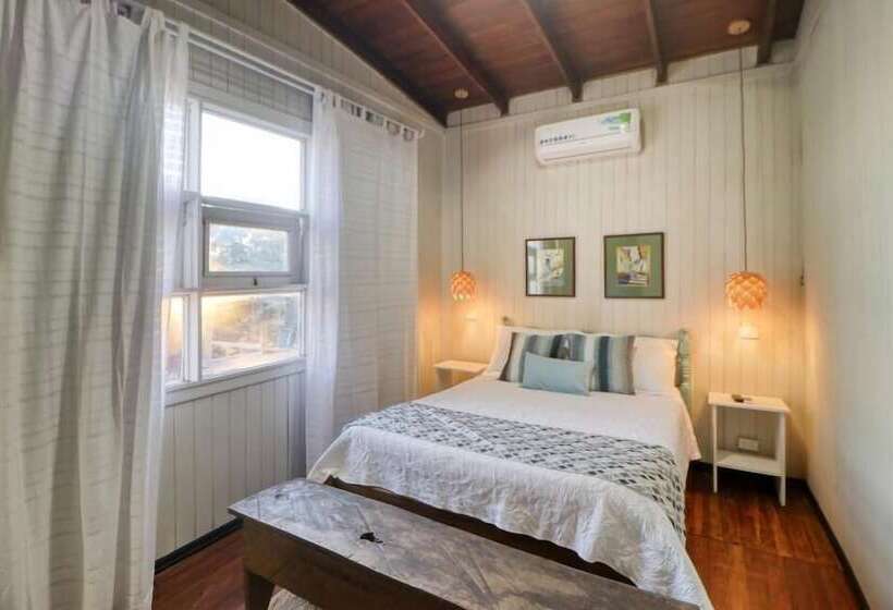 ユースホステル Punta Descartes