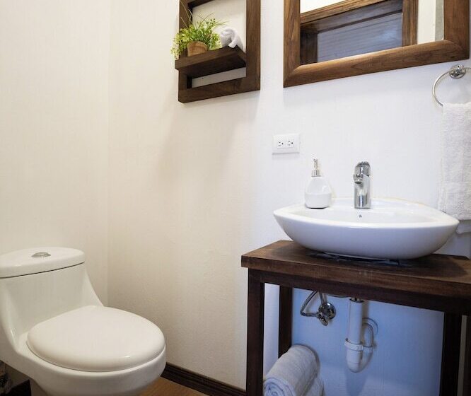 ユースホステル Punta Descartes