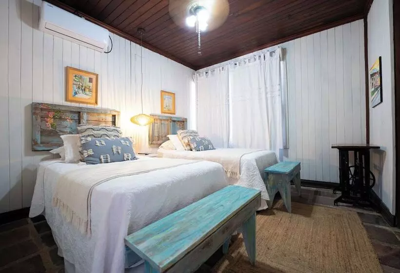 Retkeilymaja Punta Descartes