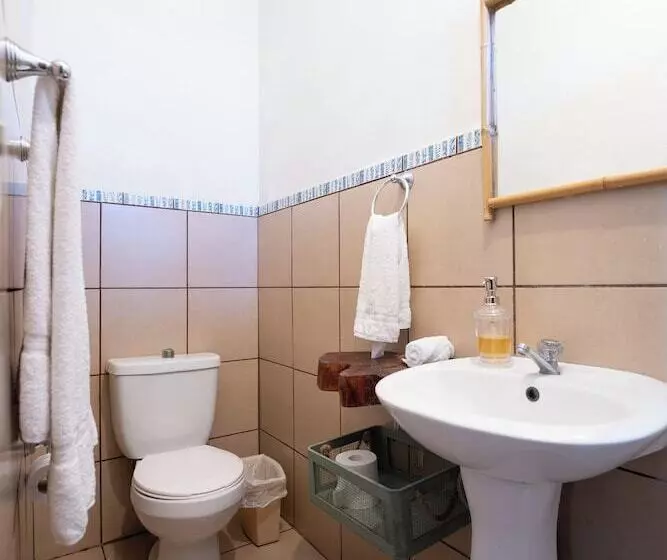 Retkeilymaja Punta Descartes