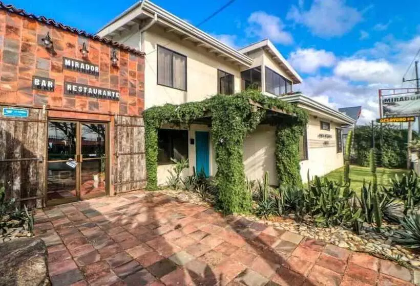 Retkeilymaja Punta Descartes