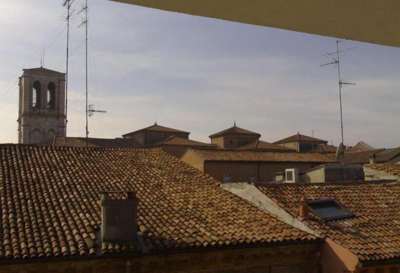 تختخواب و صبحانه Locanda Borgonuovo